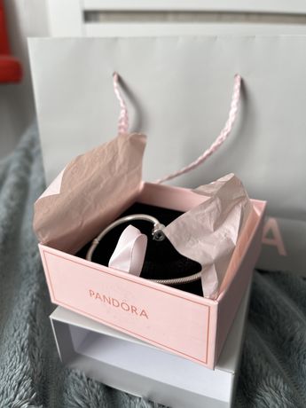 Pandora,браслет