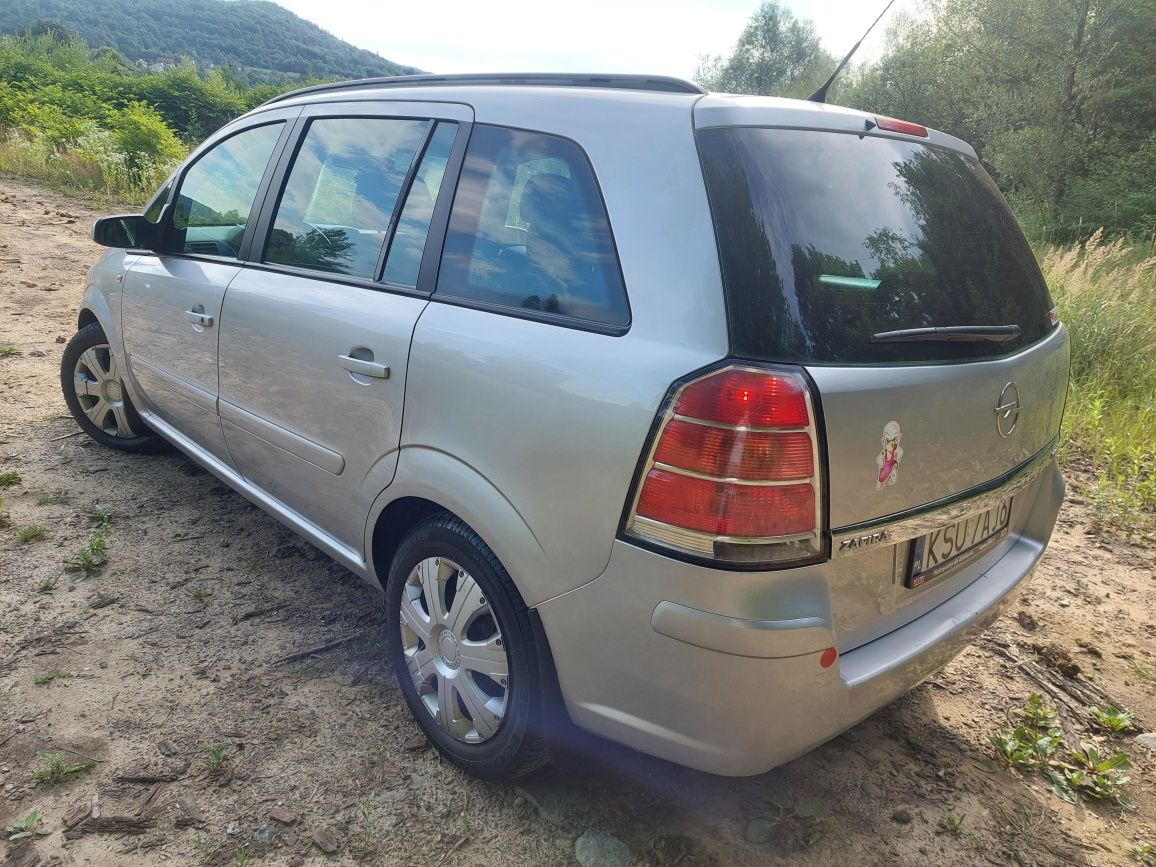 Opel Zafira 1.7CDTi Oszczędny!! Klima!! 7-osobowy!!