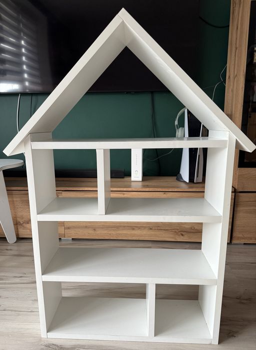 Sprzedam domek do pokoju dziecięcego