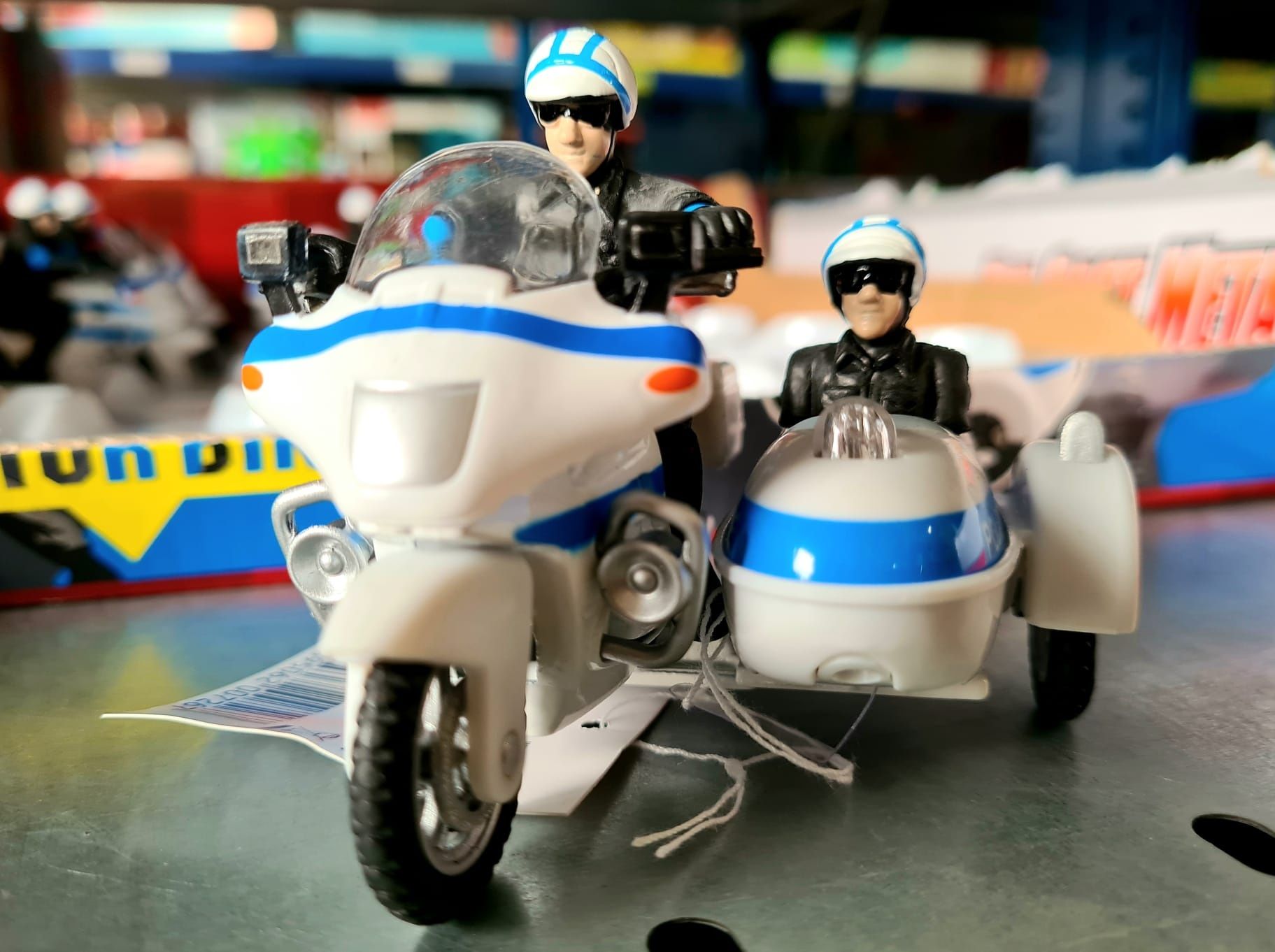 Nowy motocykl policyjny z napędem Policja zabawki