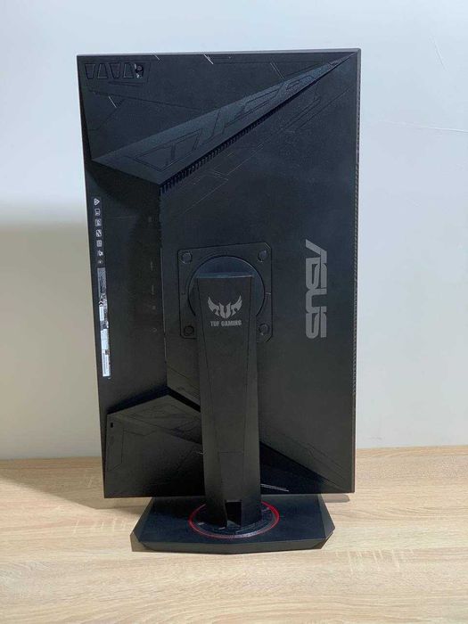 Монітор ігровий Asus VG279QM Black мерехтить при увім.коли холодний"15