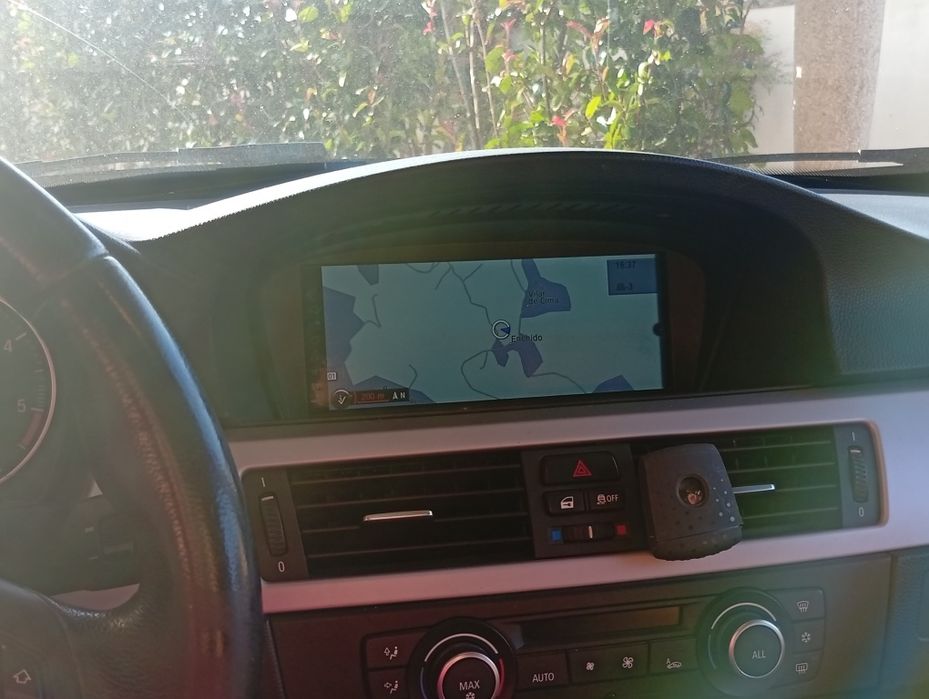 BMW 318 D Couro  Alcântara Castanho claro
