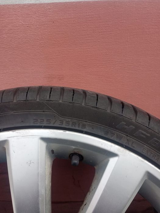 Alufelgi z oponami 18 Opel 5x110 225x35 R18