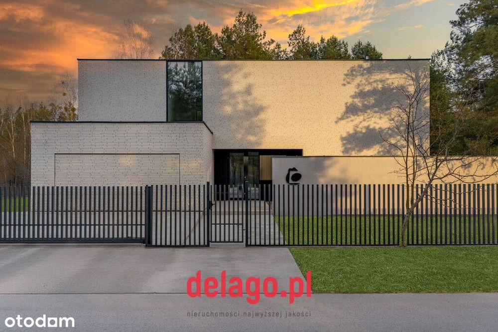 Modernistyczny dom z basenem-gotowy do wykończenia