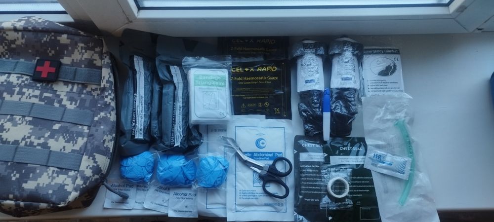 Продам військову медичну аптечку. Ціна 5000грн.7