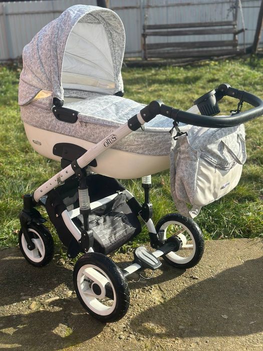 Продам дитячу коляску