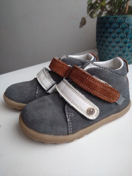 Profilaktyczne buty dziecięce rozm. 23