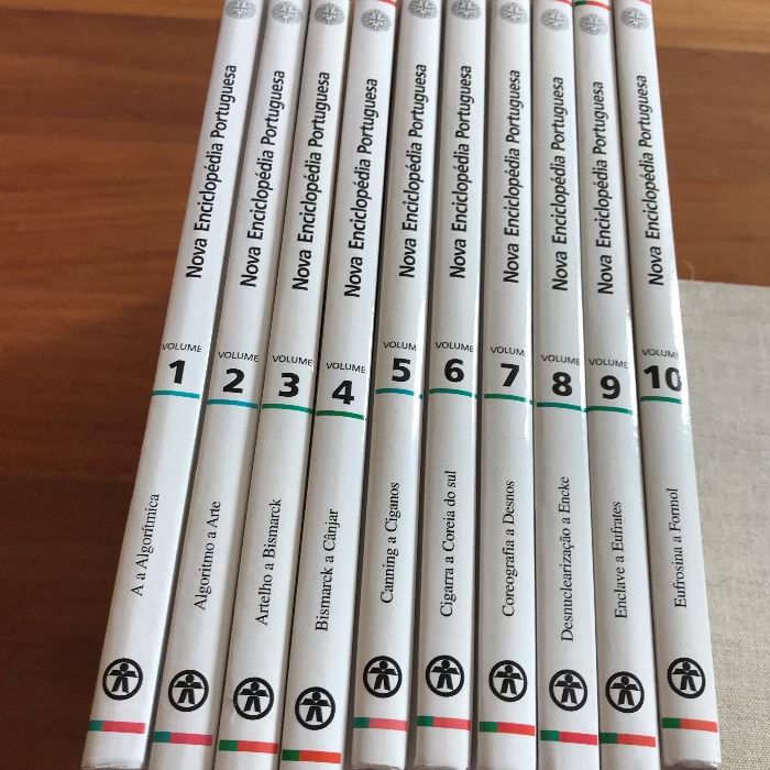 Enciclopédia - 10 volumes