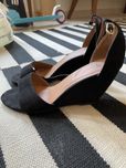 Sandalias de cunha pretas tamanho 40