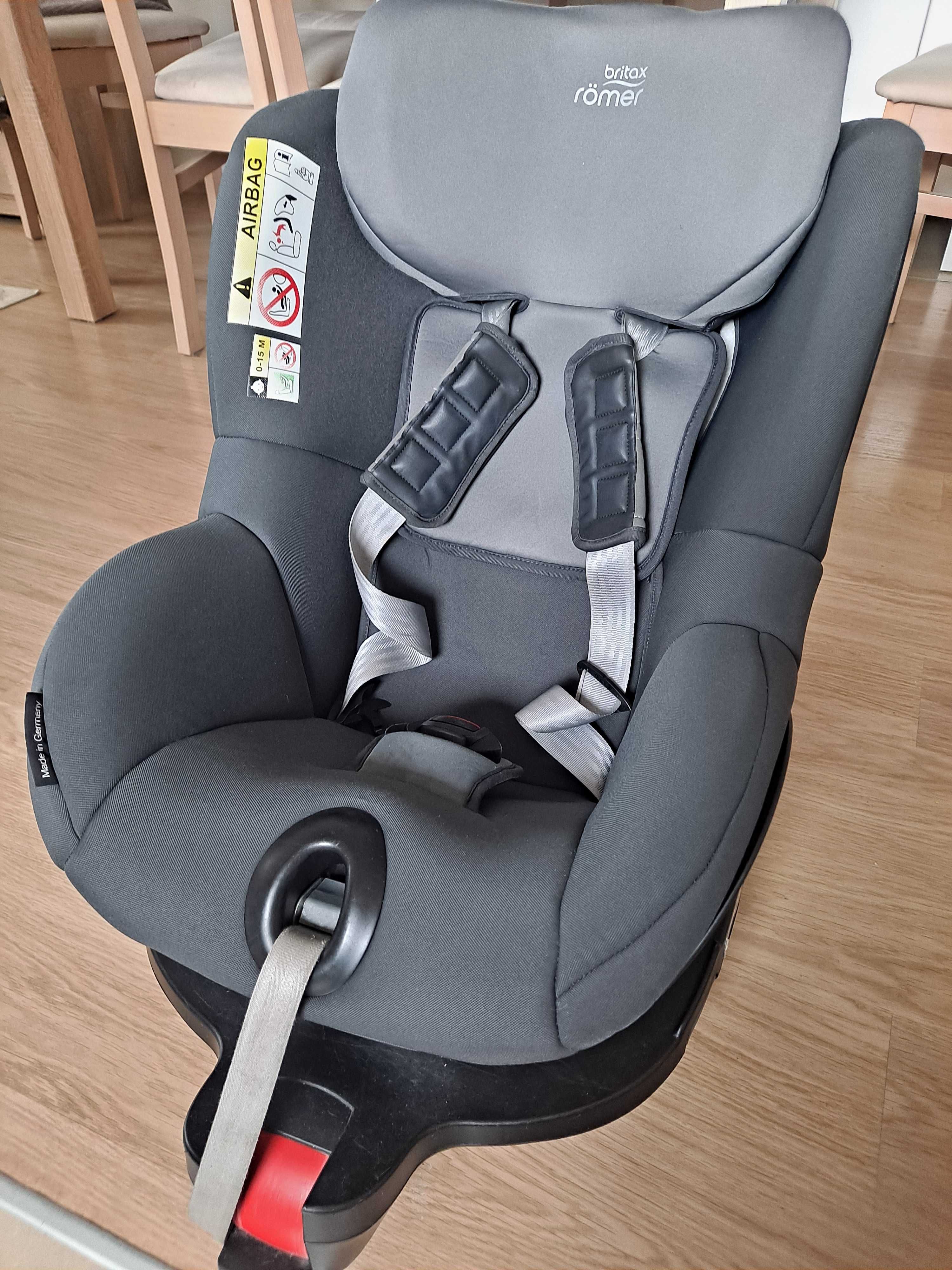 Fotelk obrotowy Britax Romer Dualfix M i-size