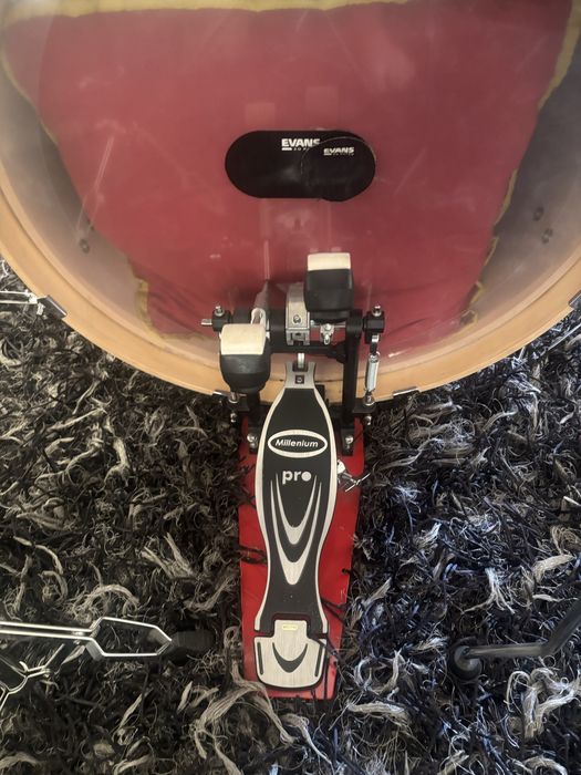 Bateria Tama Imperialstar 22” 6pcs - HBK + Peças Extras + Abafadores