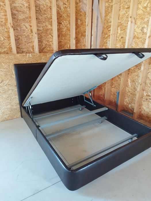 Somier com cabeceira