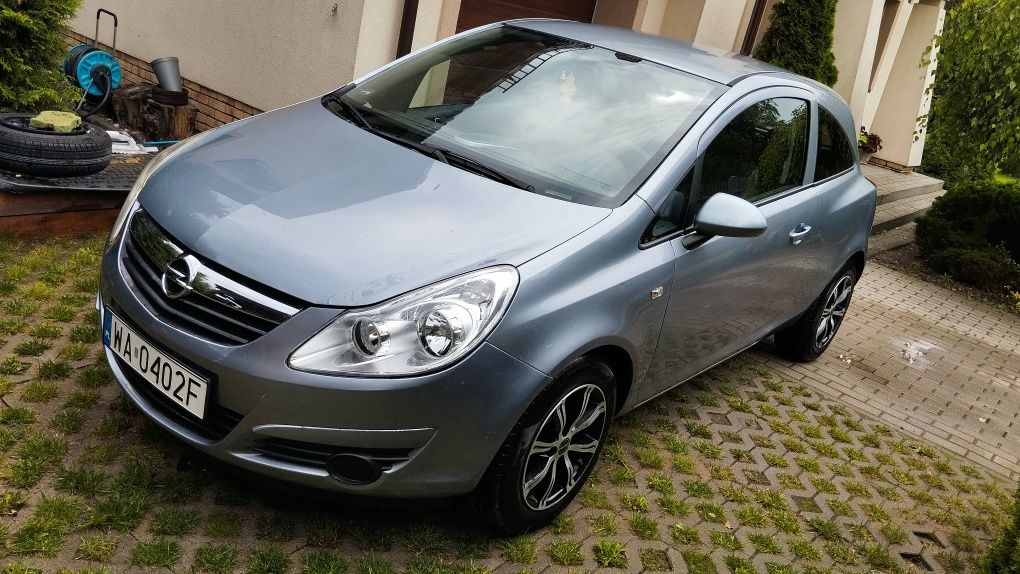 Opel Corsa D benzyna, klima, 2009r