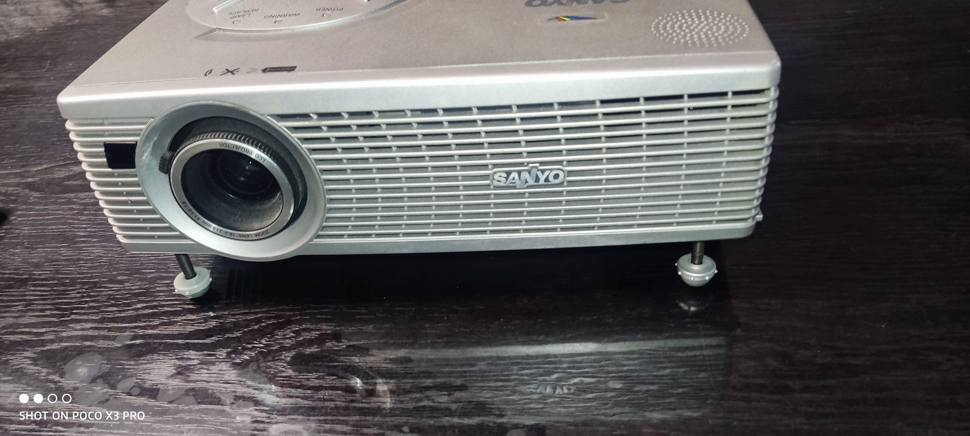 Projektor sanyo PLC-SW36 sanyo pro-x svga multiverse projector