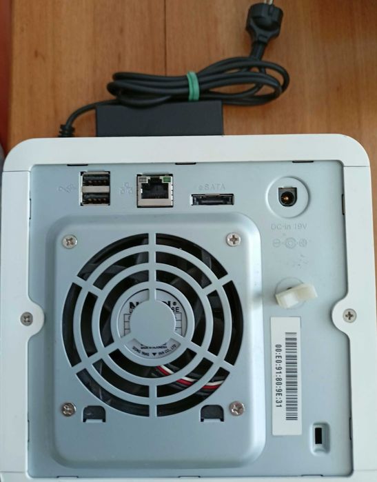 Sieciowy Serwer Plików NAS LG N2B1DB2 + nagrywarka BLUE-RAY