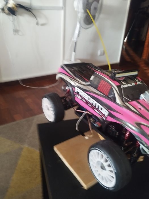 Carrinho RC elétrico