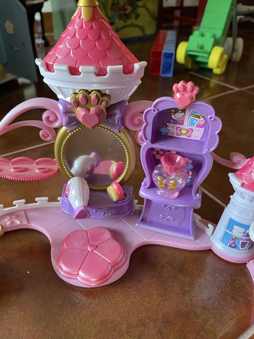 Cabeleireiro e Spa das Palace Pets: mascotes das Princesas Disney