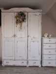 Meble do sypialni w stylu shabby chic / prowansalskim