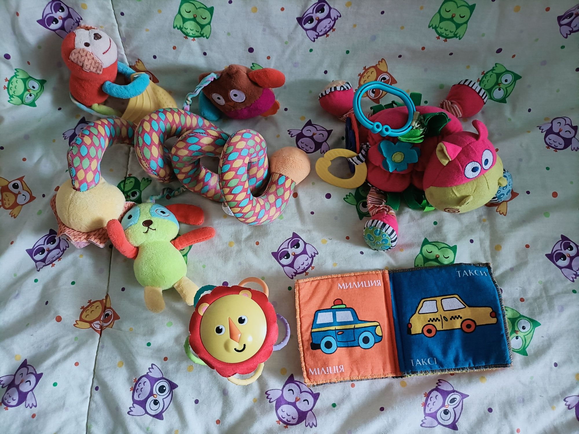 Продам развивающиеся  игрушки .