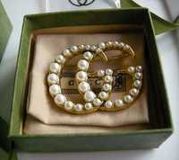 Gucci lususowa broszka mosiężna perły