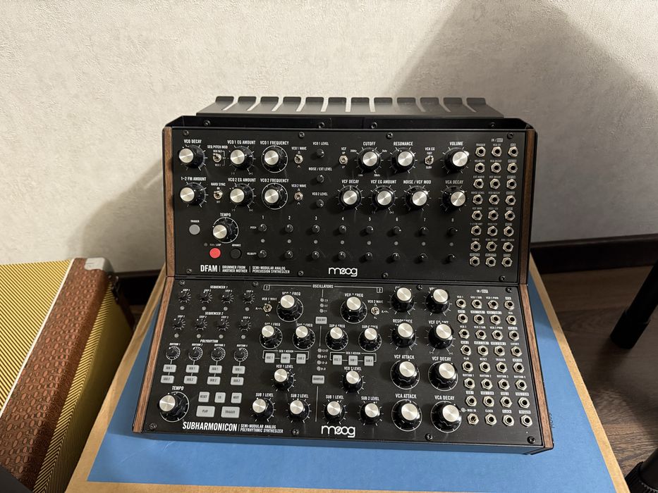 Модульний Синтезатор MOOG Subharmonicon+DFAM