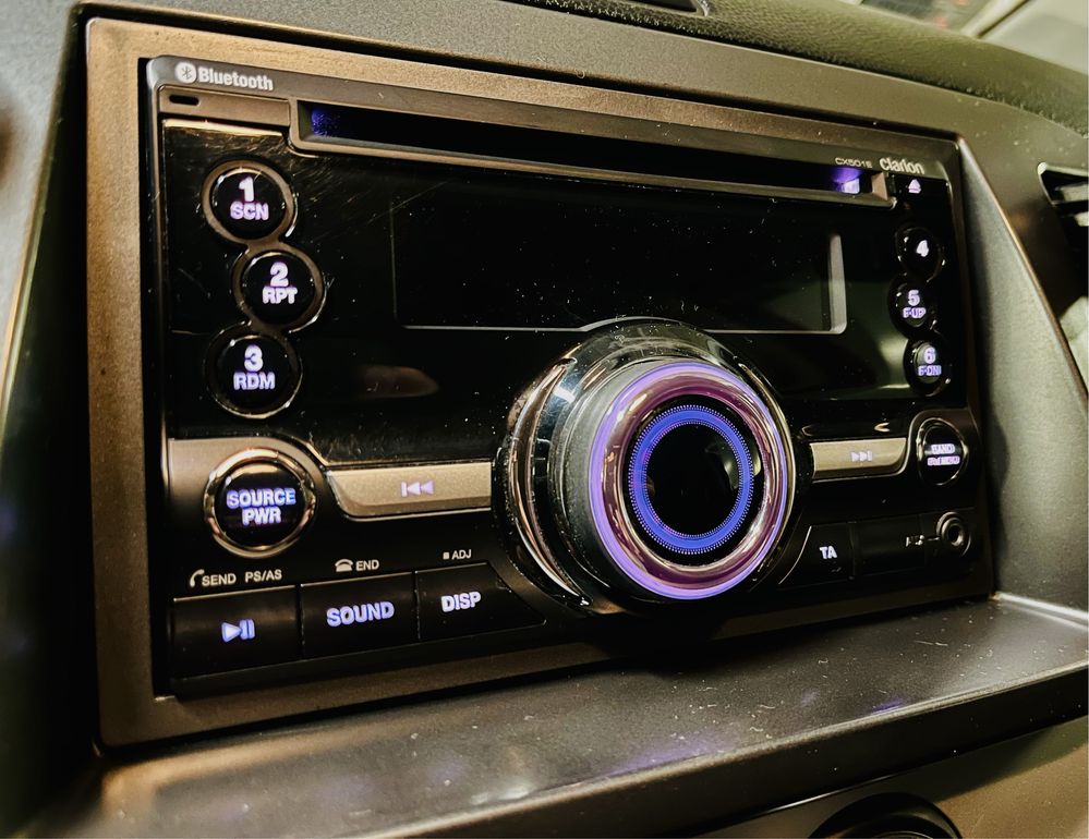 Radio Clarion cx501e 2 din