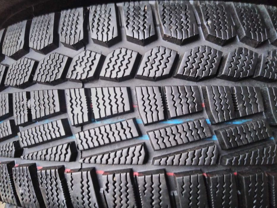 Skuteczne Opony Zimowe Viatti Brina 195/65 R15 Bieżnik ok 8-8,5 mm