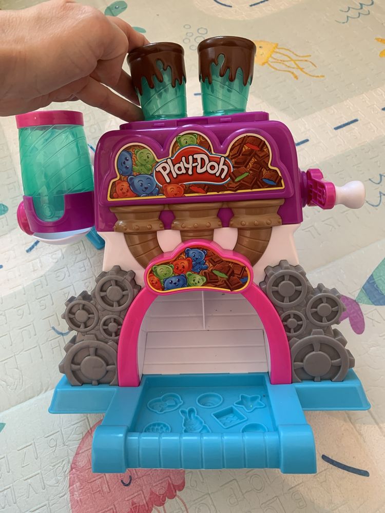 кондитерская фабрика Play-Doh Kitchen