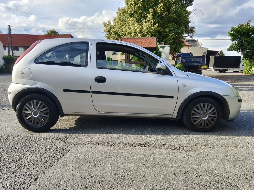 Opel Corsa ładna Lift ,Klima,elek szyby ,przebieg 180tyś