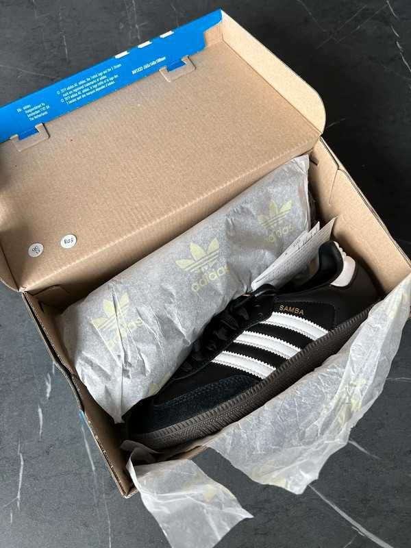 adidas Samba OG Black White Gum 36