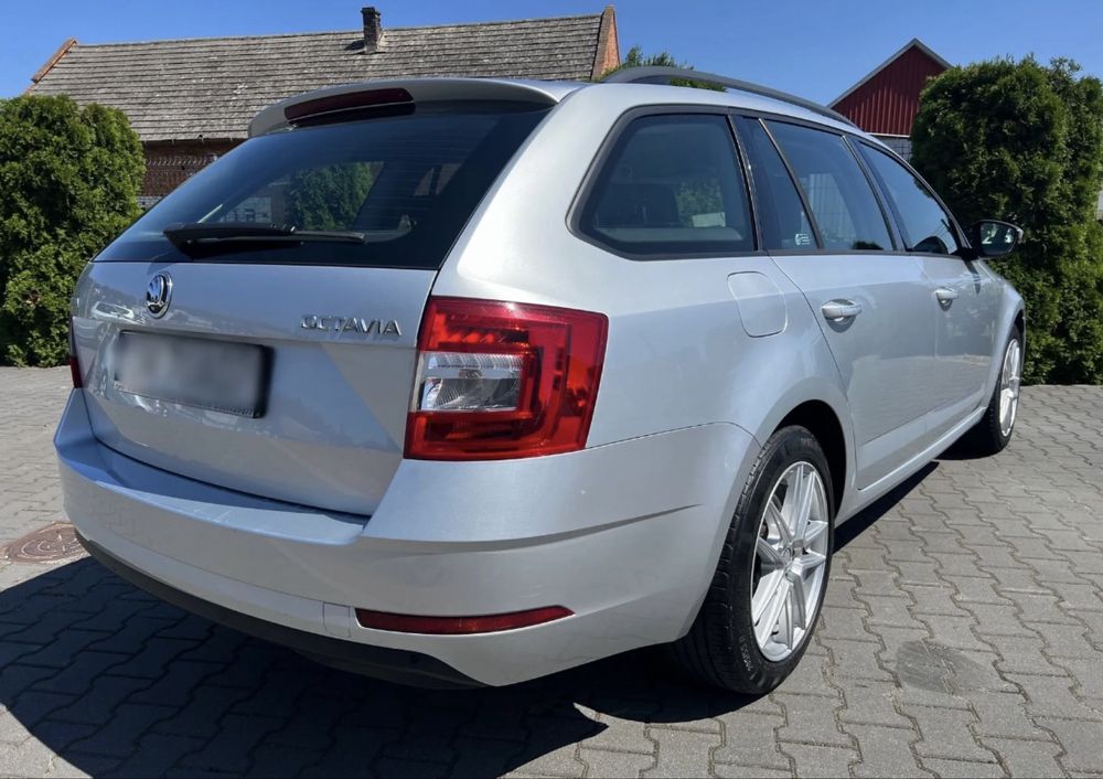 Автомобіль на розборку Skoda Octavia A7 Рестайл