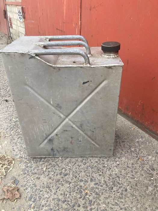 Каністри алюмінієві 40 л ,30 л