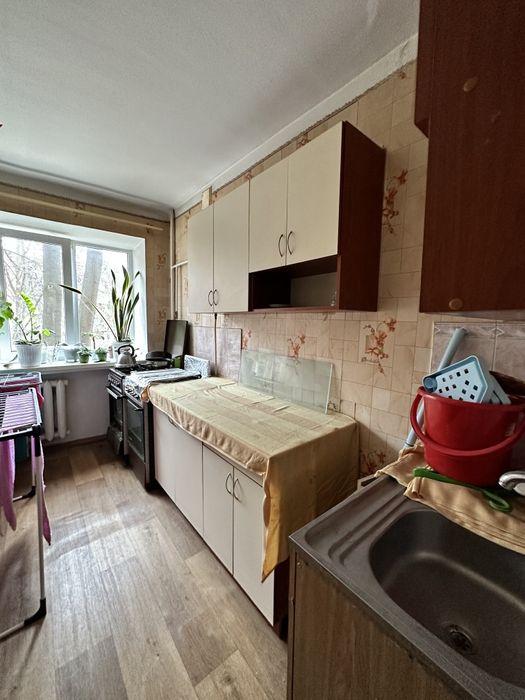 Сдам 1 комнату в коммуне Среднефонтанская /Гагарина пр ЖД кассы Центр