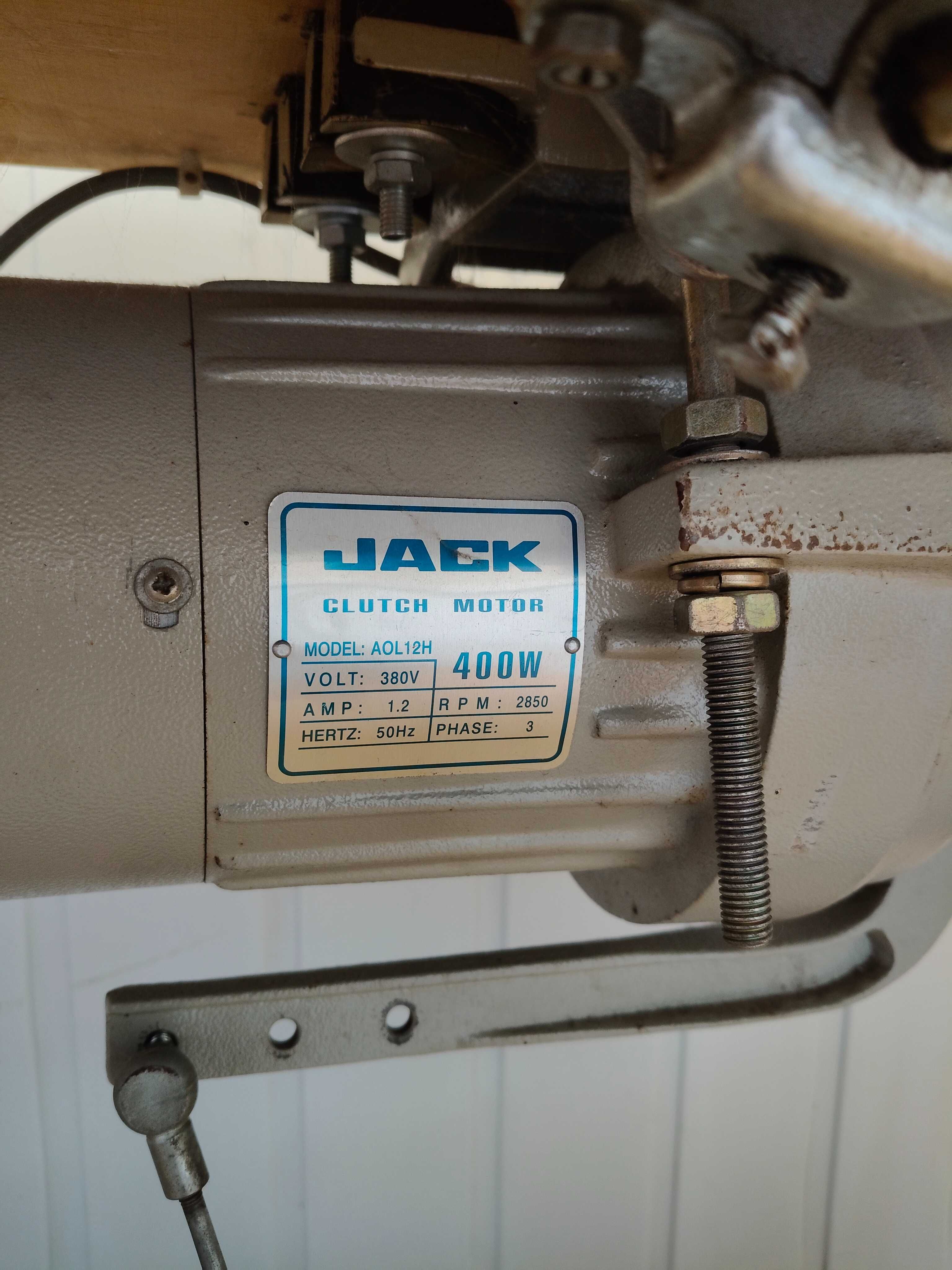 Промислова швейна машина Jack
