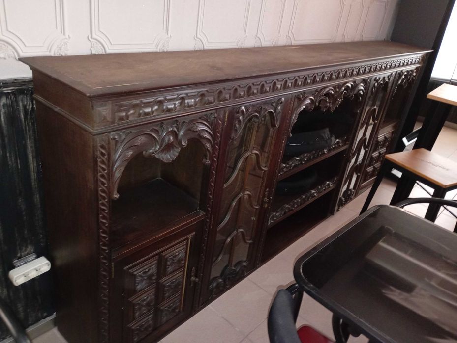 Móvel de sala que pode ir 1 com o outro em cima ou separado!
