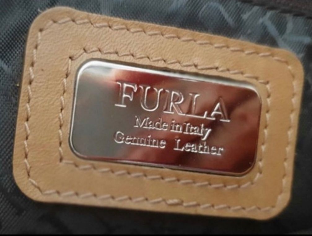 Mala Furla em pele por estrear