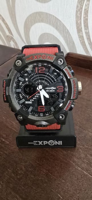 Годинник Exponi c водозахистом