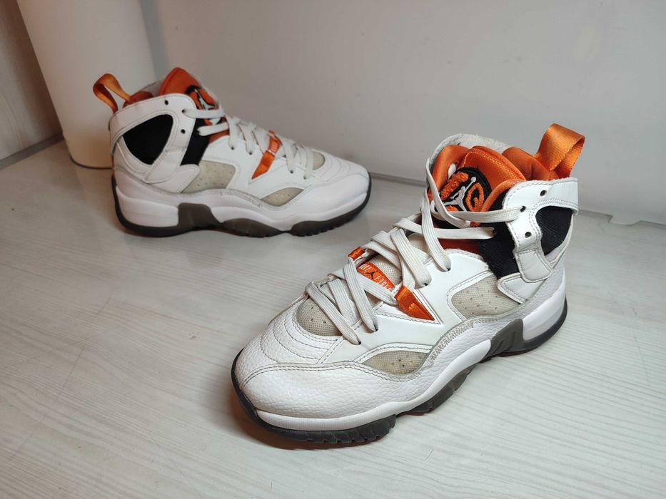Кроссовки Nike Jordan Two Trey 37,5р. стелька 24 см.