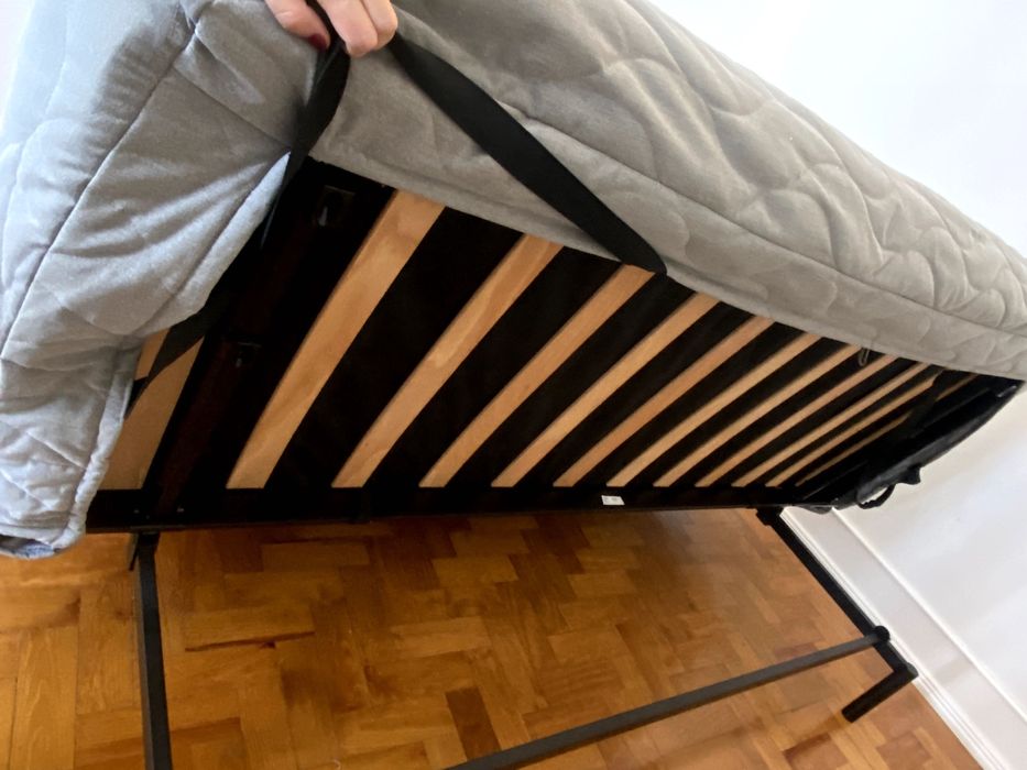 Sofá-cama IKEA - impecável e pouco usado!