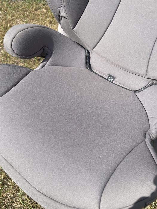 Продам автокрісло Cybex Solution Z I-Fix Plus Soho Grey 15-36Kg