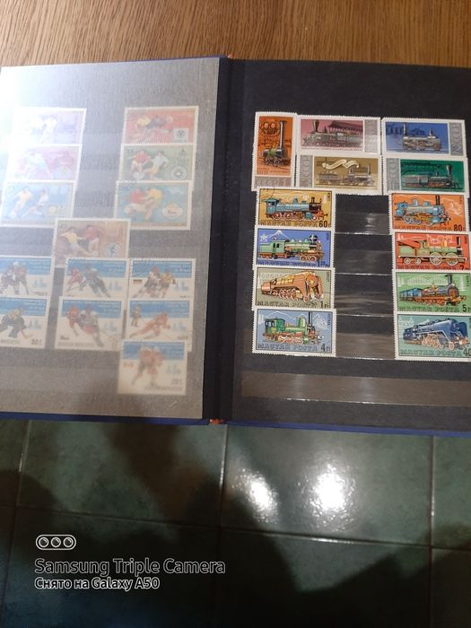 Продам альбом с  почтовыми марками ссср