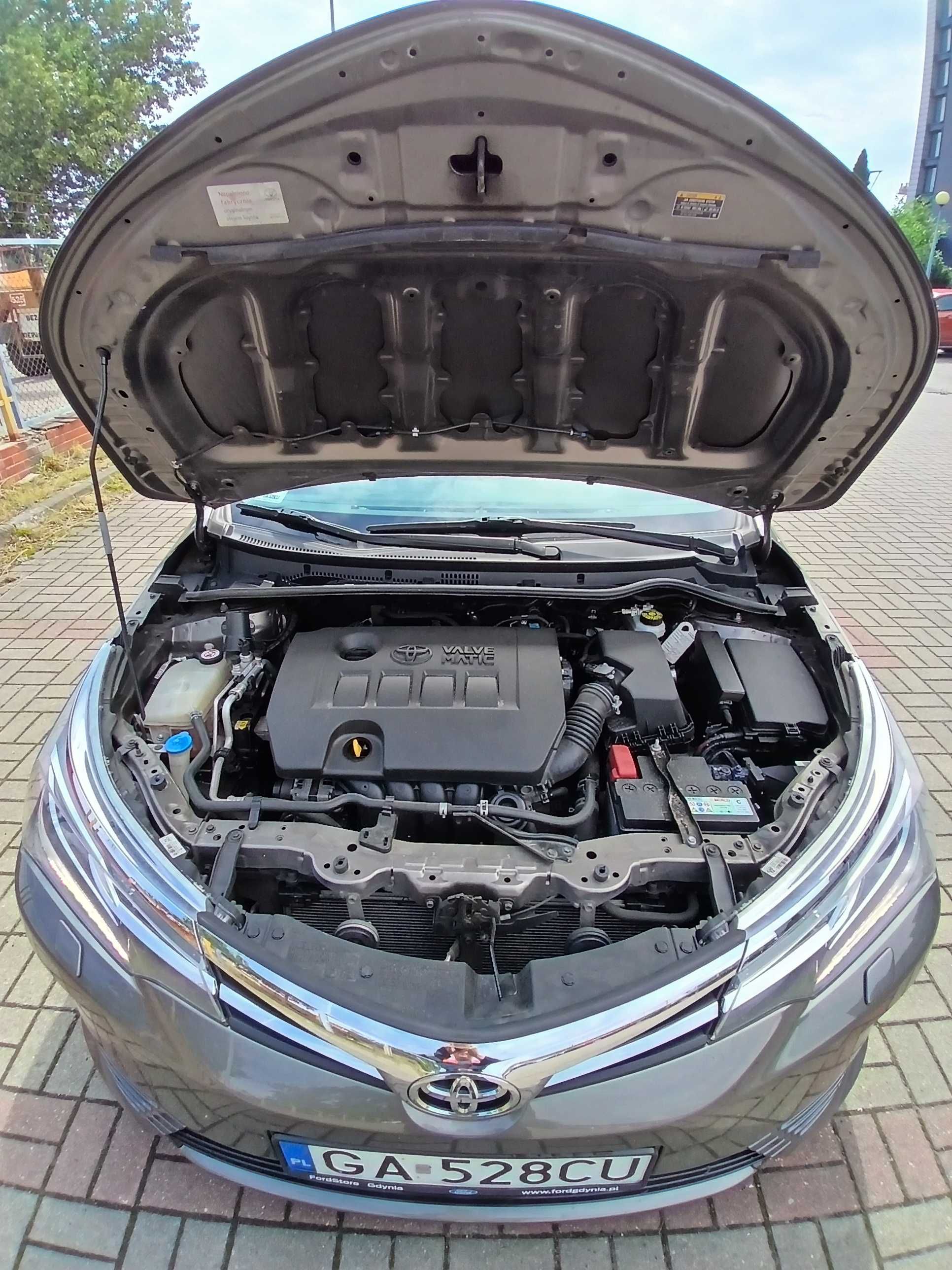 Toyota Corolla Sedan