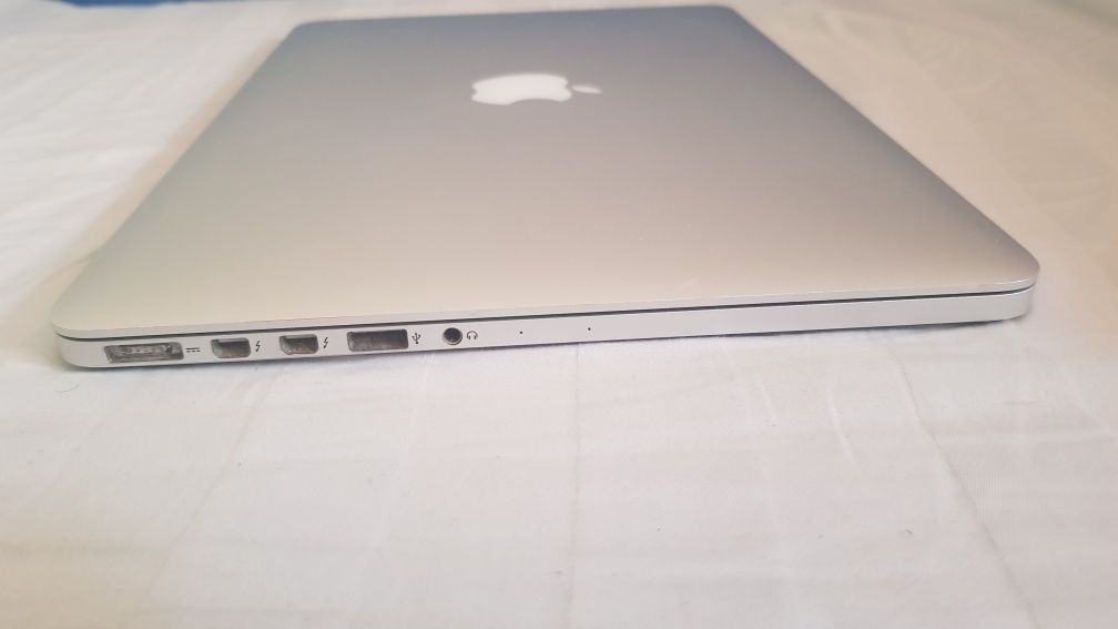 MacBook Pro 13 Early 2015 A1502 Состояние отличное