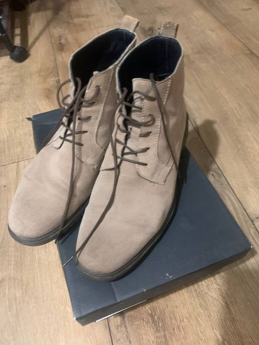 Чоловічі черевики Tommy Hilfiger в гарному стані