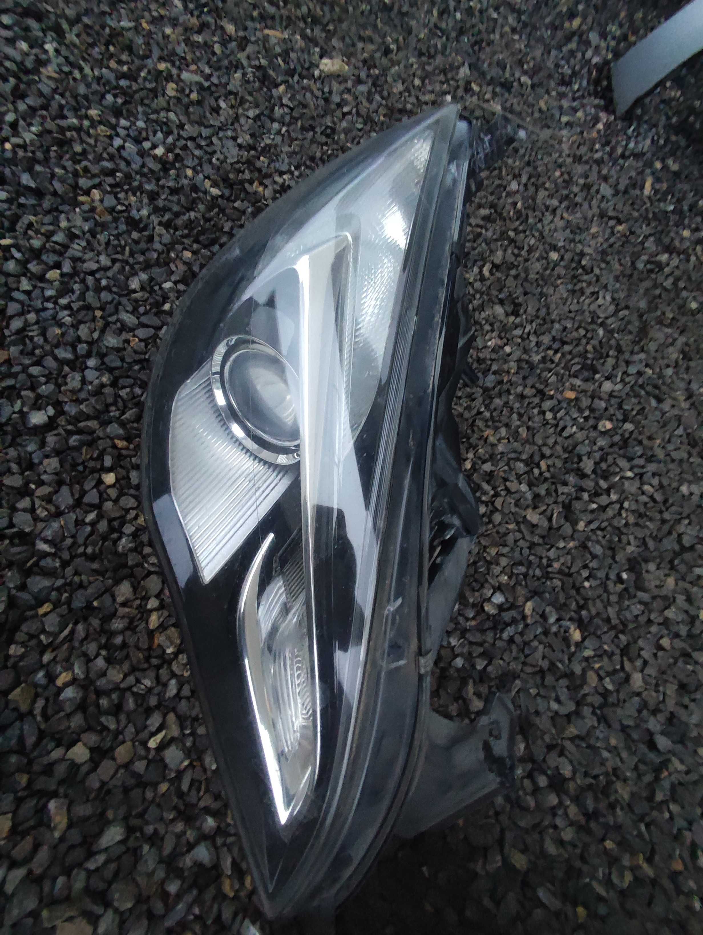 Lampa reflektor  prawa lewa opel astra j gtc