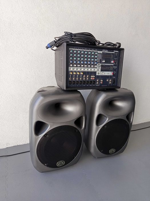 Colunas+Mesa Yamaha Amplificada