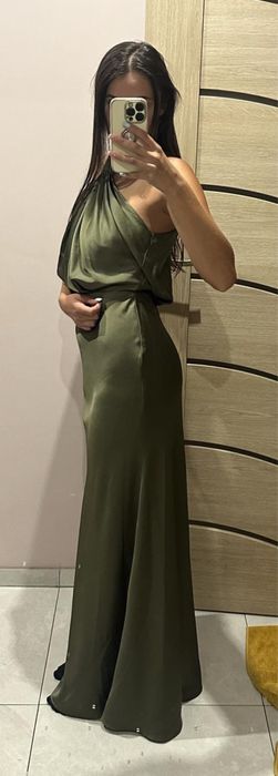 Sukienka na studniówkę maxi asos khaki