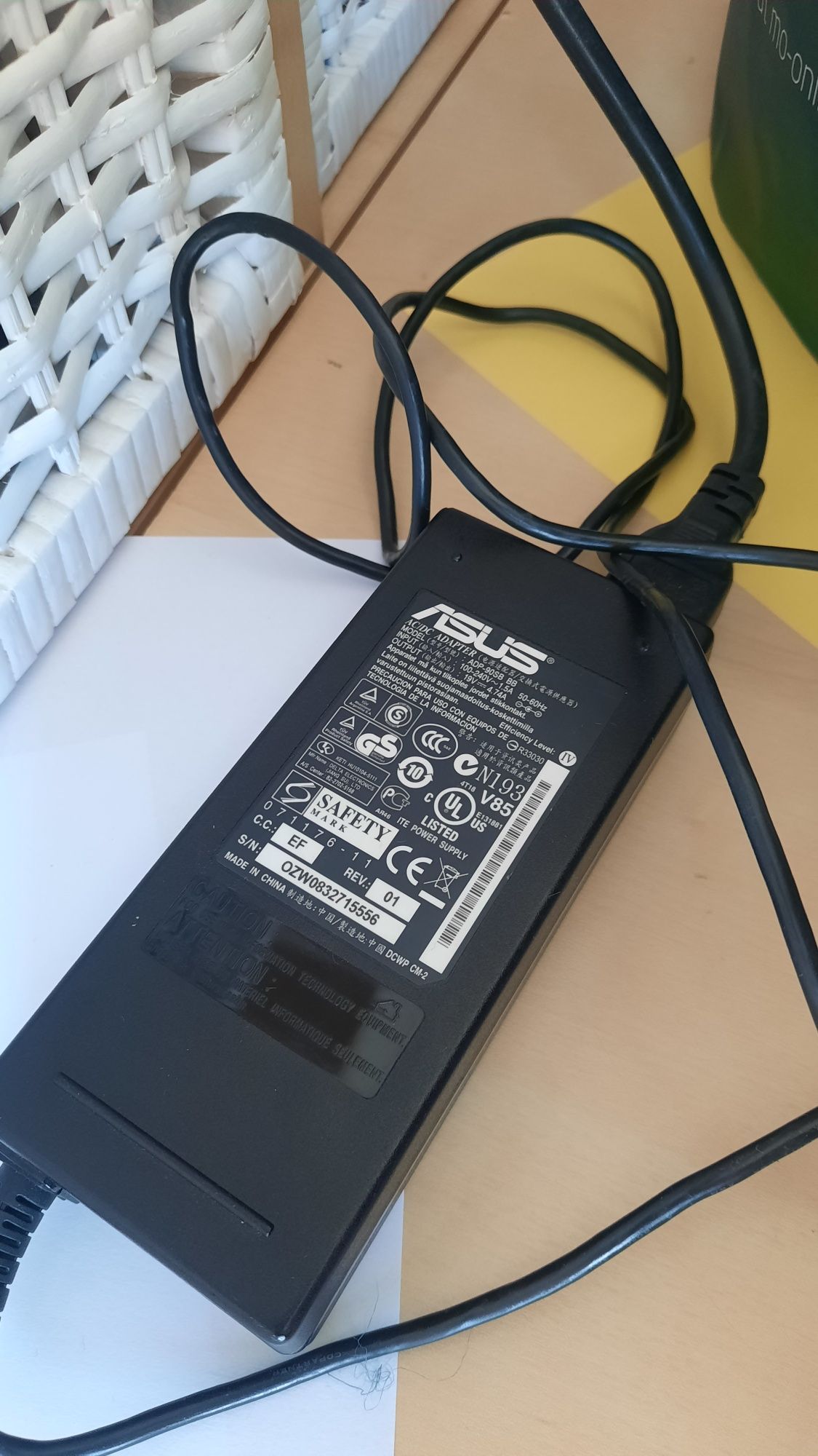 Computador ASUS ecrã estragado