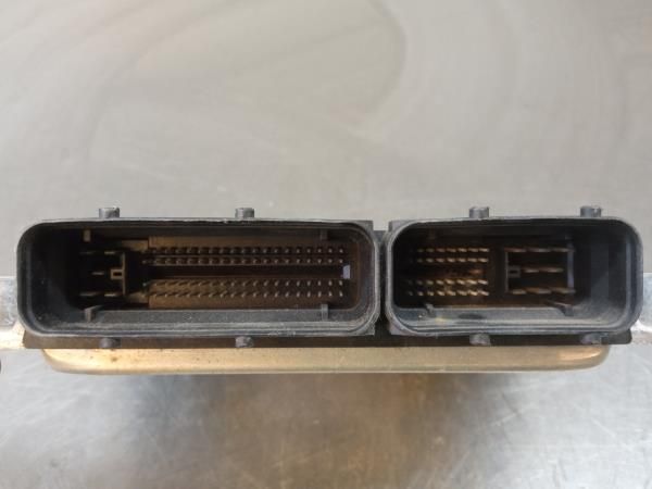 Centralina motor / ECU VOLKSWAGEN Bora (1J2)