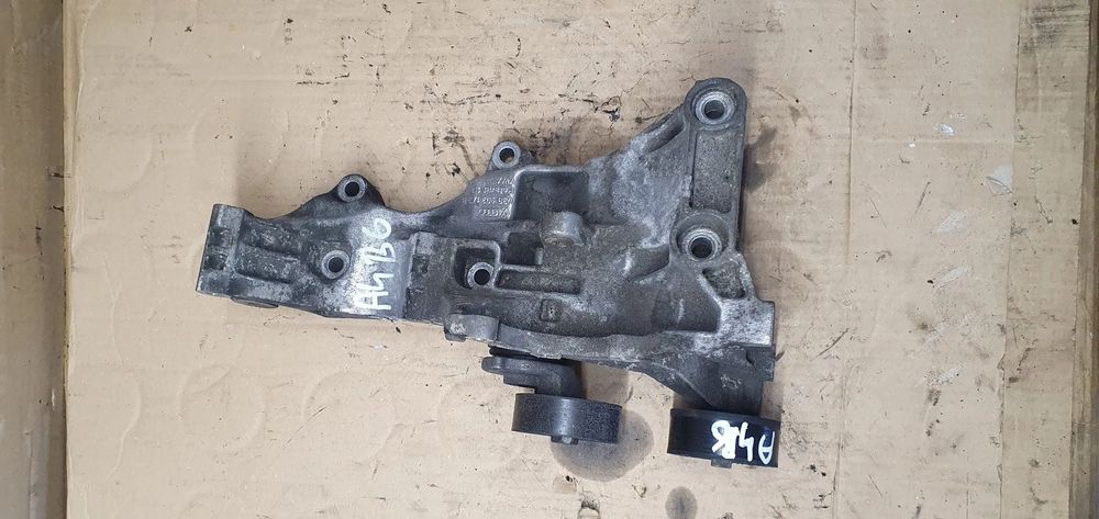 Podstawa łapa alternatora Audi A4 B6 1.9 TDI 036903143B